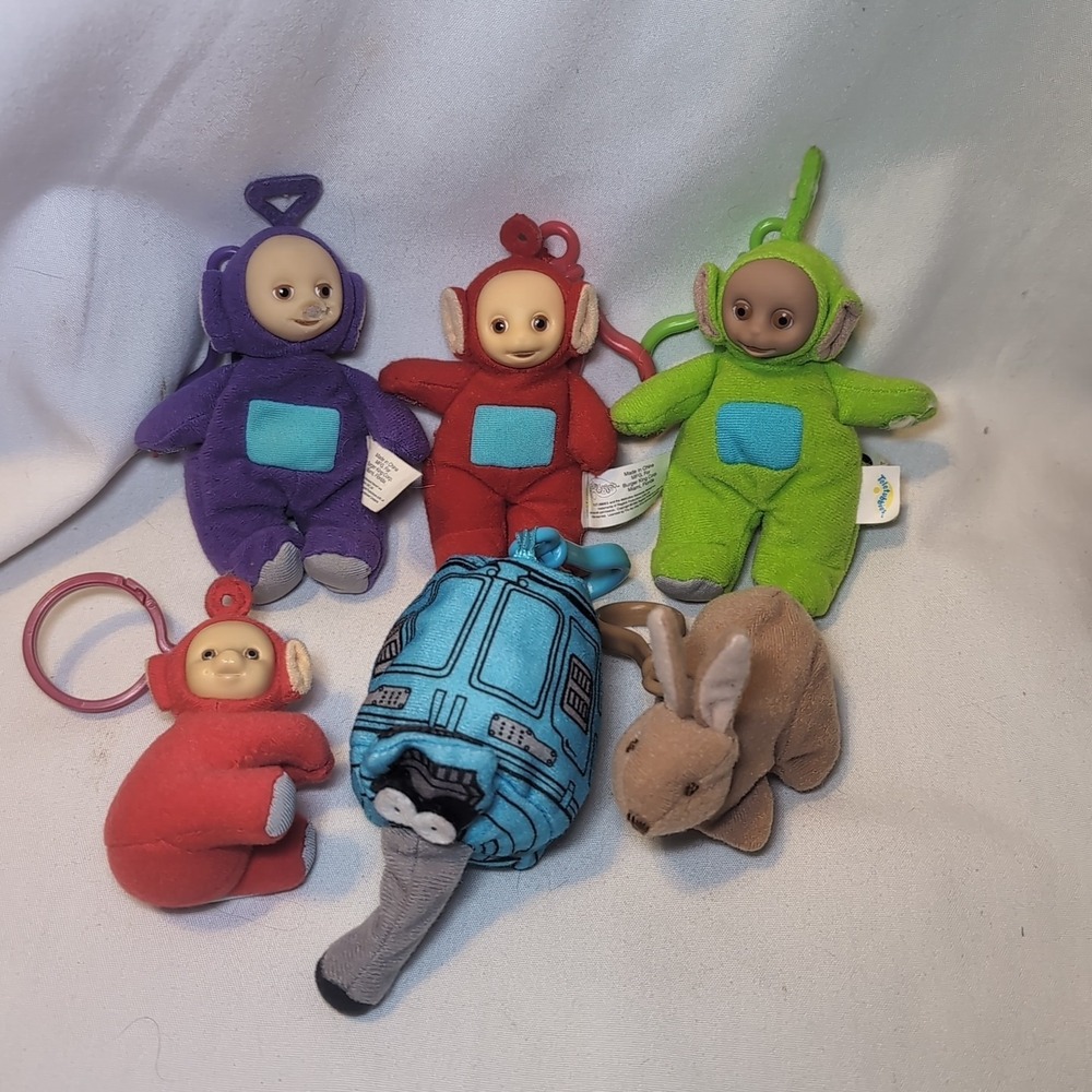 6x Teletubbies Vacuum & Bunny Rabbit Keychain Bag Clip Finger Puppet Plush READ